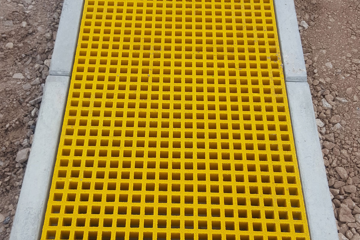 Dura grating trench cover