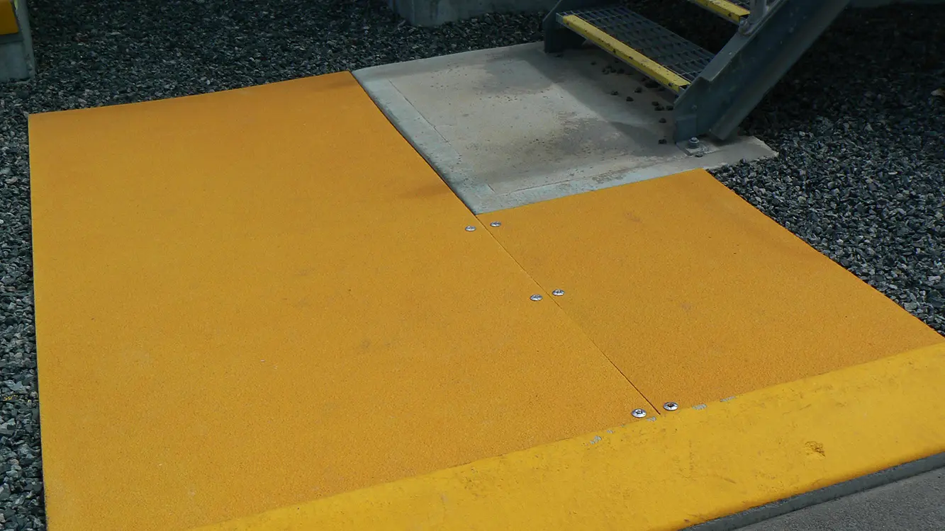 Dura Tread Anti-Slip Sheets Solid Plate Yellow